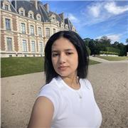 Profesora de inglés con certificado C1 dispuesta a ayudar a alumnos con dificultades para el idioma